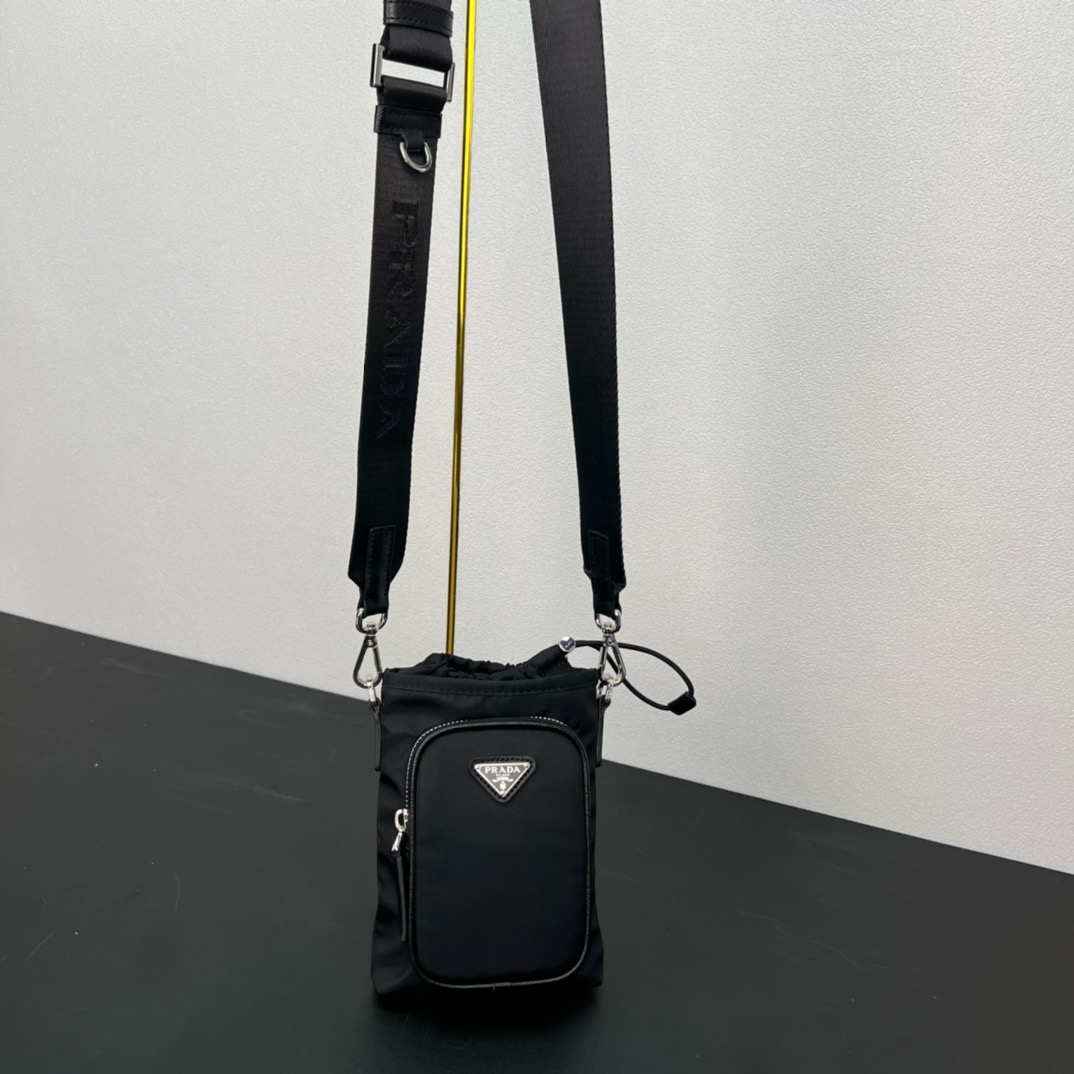Pr@da mens bag new 20250622
