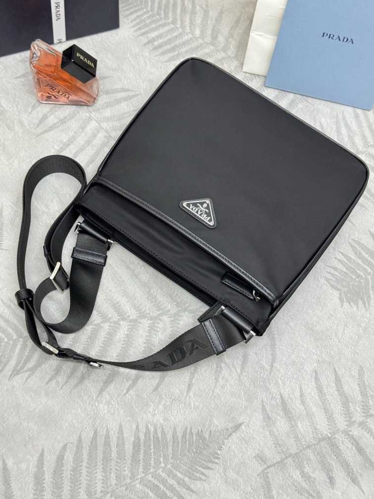 Pr@da mens bag new 20250622