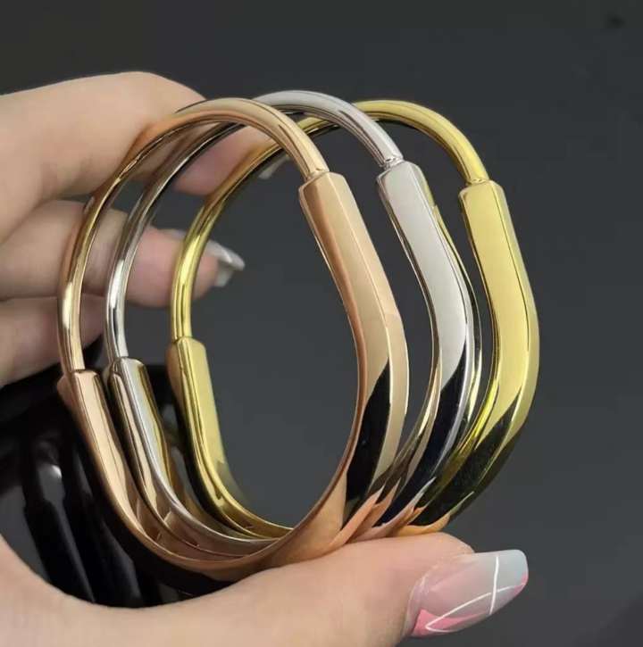 TlFFANY bracelet 250803