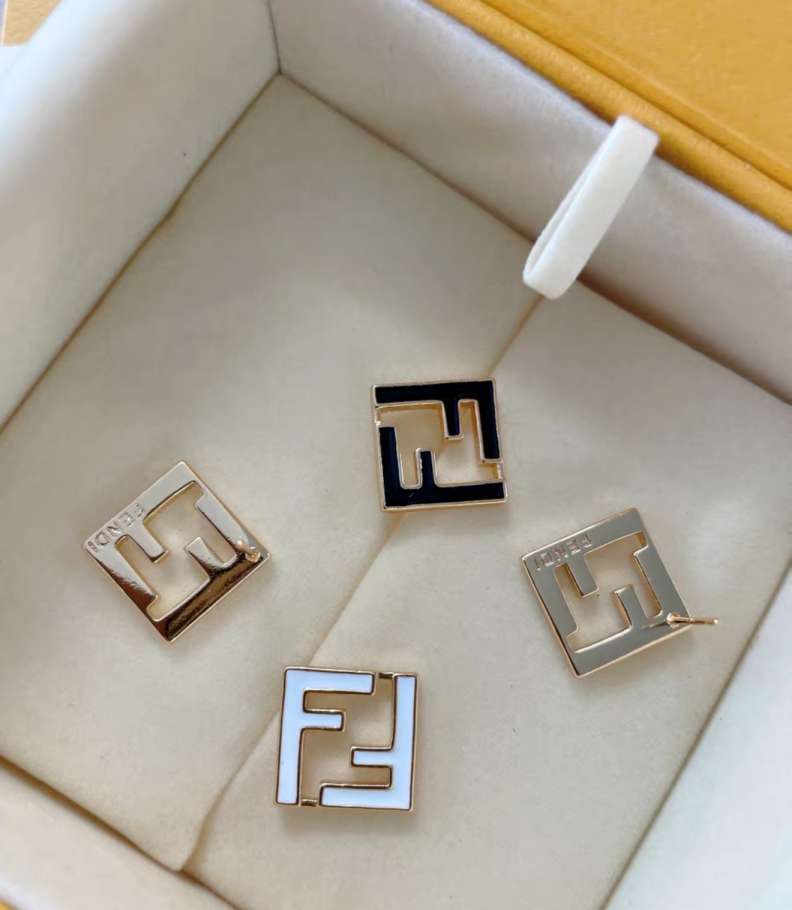 FENDl accessories 250803