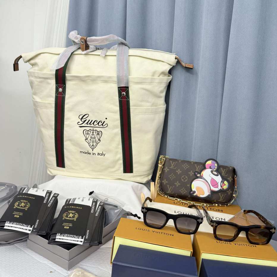 Shipping 250809