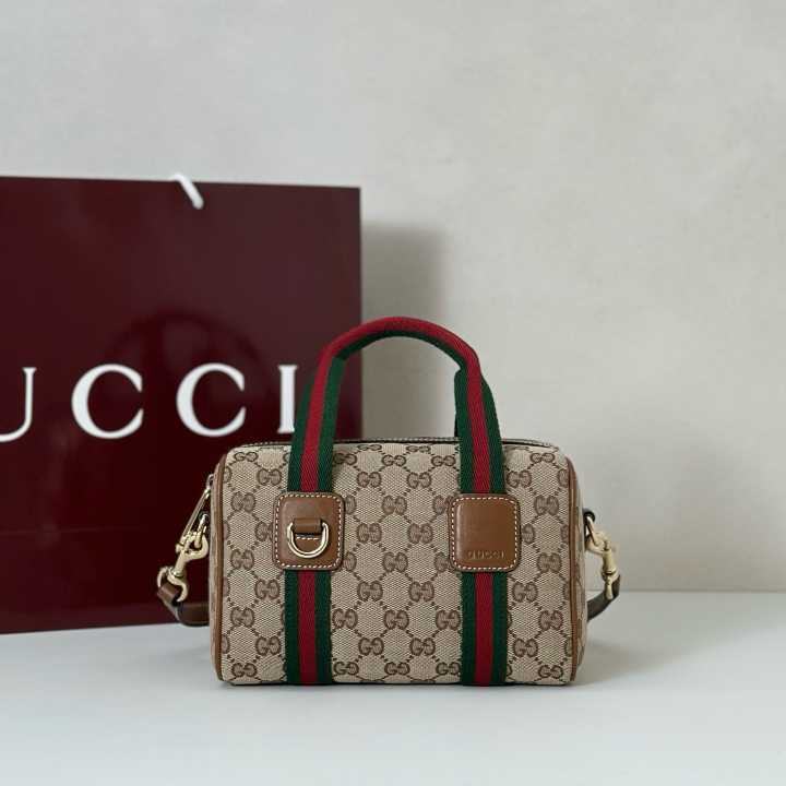 GUCCl womens handbag new 251009