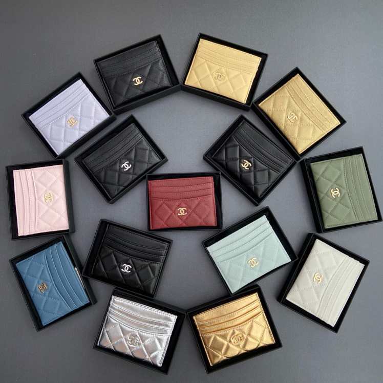 ch@nel card holder 251017