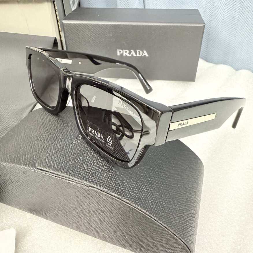 prad@ sunglasses 251103