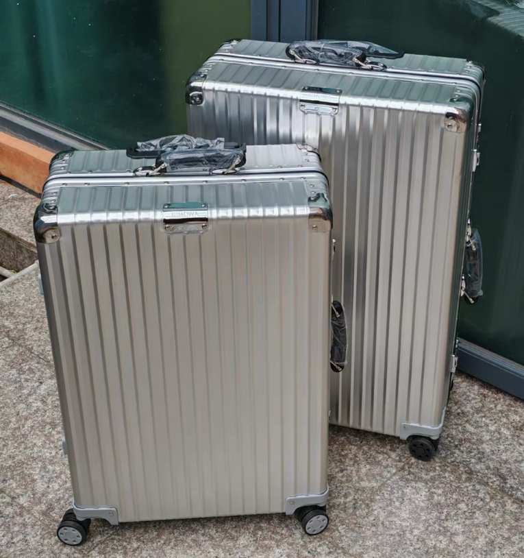 RIMOWA SUITCASE 251103