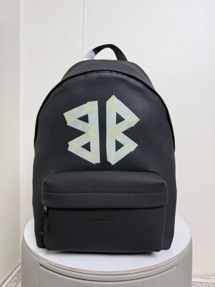 B@lenciaga backpack 251103