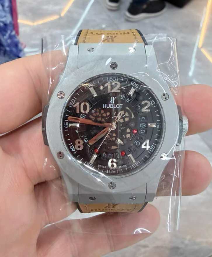 HUBL0T WATCHES 260114