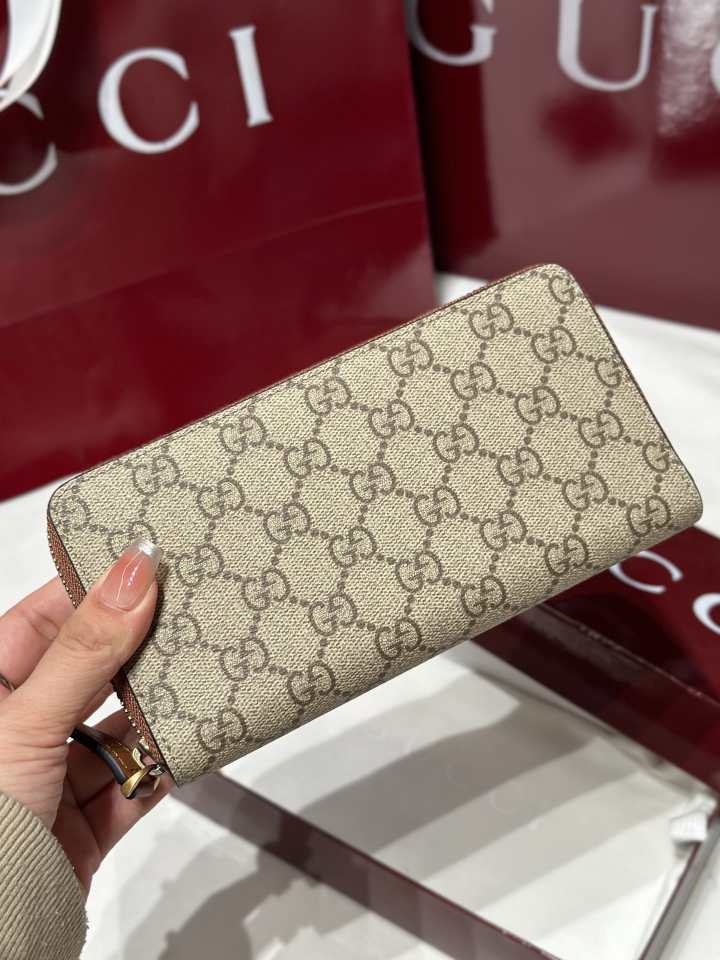 GUCCl new wallet 260119