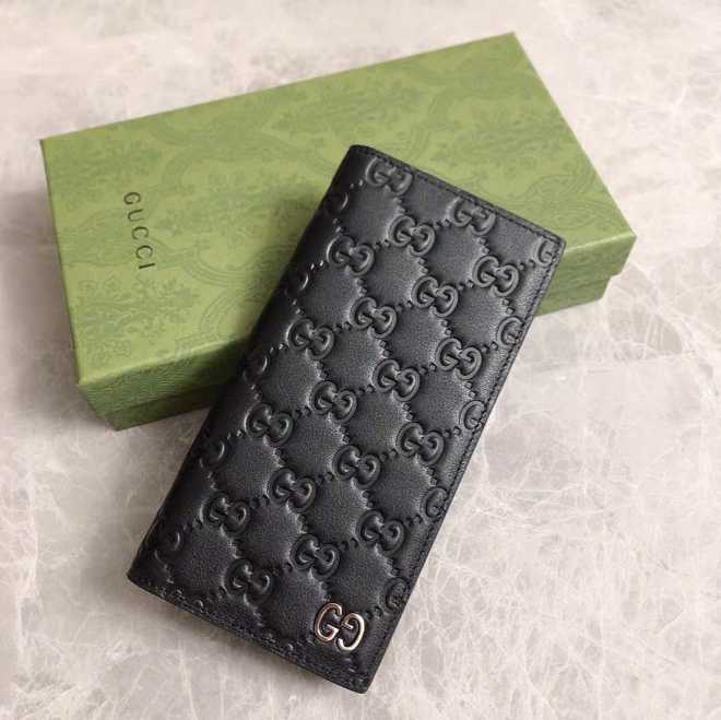 GUCCl new wallet 260119