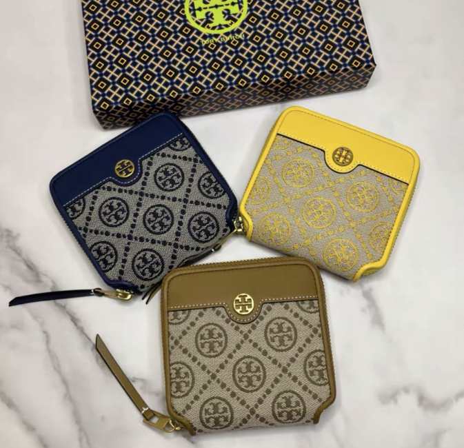 T0RY burch wallet 260126
