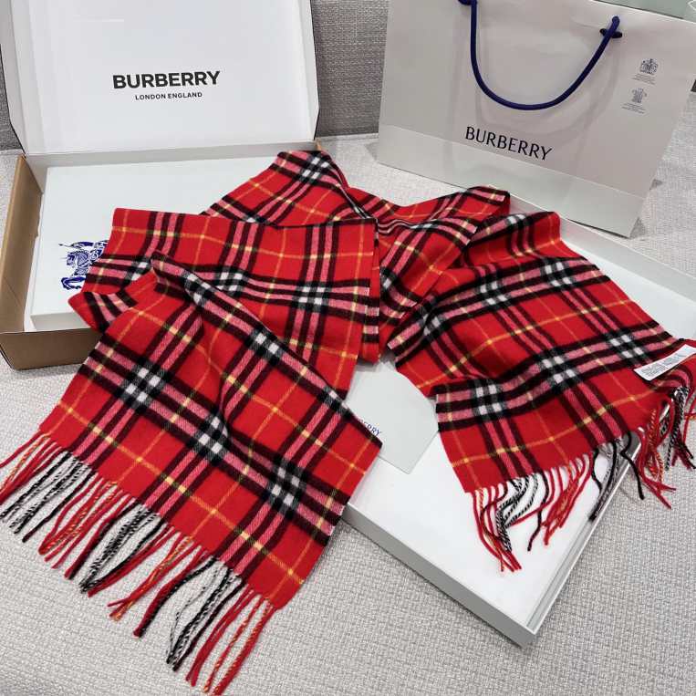 red scarf 260202