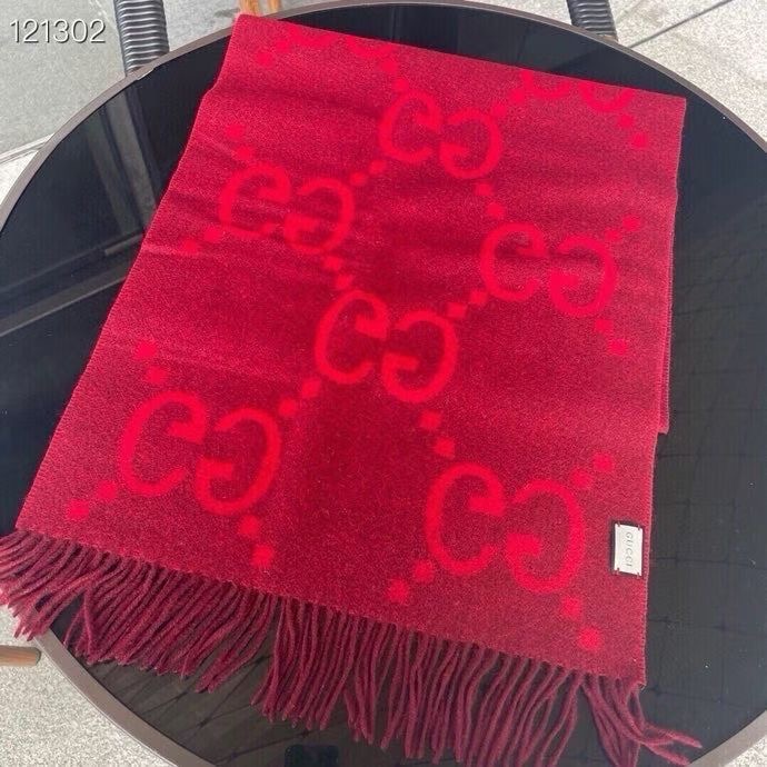 red scarf 260202