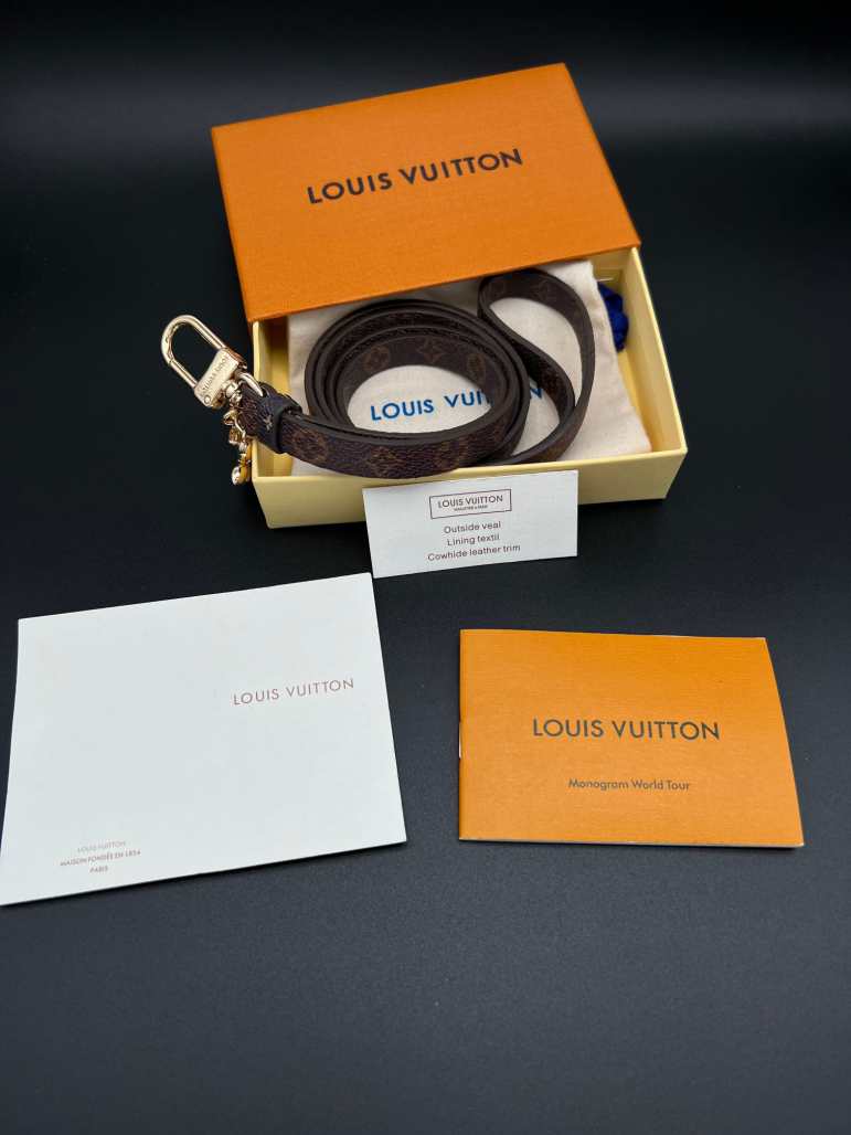 L\V Accessories 260202